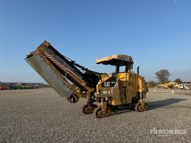 2011 Cat PM102 Tracked Cold Planer - Асфалтна мелница: слика 2 2011 Cat PM102 Tracked Cold Planer - Асфалтна мелница: слика 2