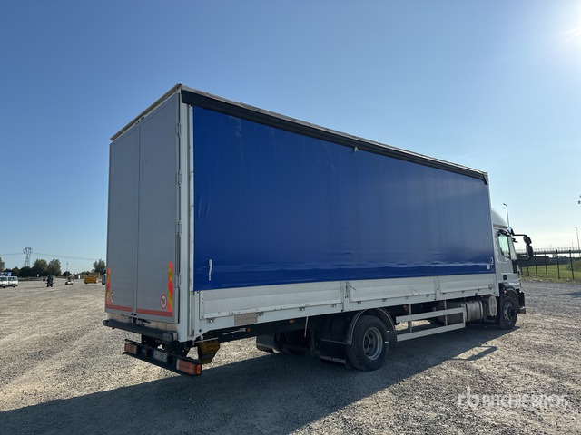 2011 Iveco Eurocargo 160E28 4x2 Curtain Side Truck - Камион со церада: слика 4 2011 Iveco Eurocargo 160E28 4x2 Curtain Side Truck - Камион со церада: слика 4