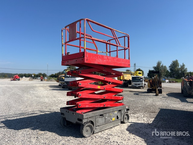 2013 Haulotte Compact 12 Electric Scissor Lift - Кревач ножица: слика 1 2013 Haulotte Compact 12 Electric Scissor Lift - Кревач ножица: слика 1