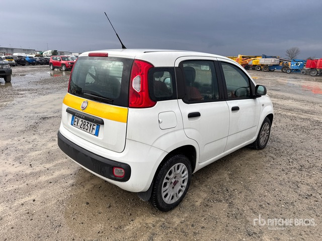 2014 Fiat Panda Automobile - Автомобил: слика 3 2014 Fiat Panda Automobile - Автомобил: слика 3