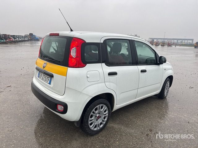 2014 Fiat Panda Automobile - Автомобил: слика 3 2014 Fiat Panda Automobile - Автомобил: слика 3