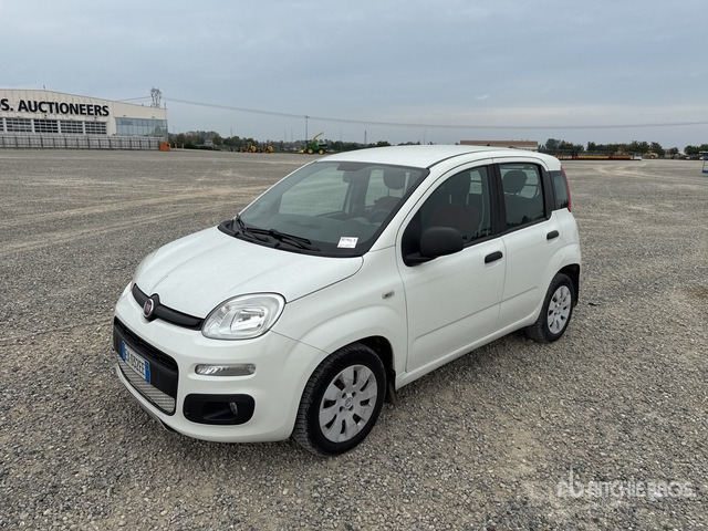 2014 Fiat Panda Autovettura - Автомобил: слика 2 2014 Fiat Panda Autovettura - Автомобил: слика 2
