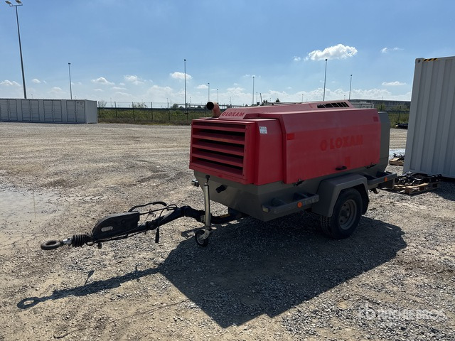 2015 Atlas Copco XAHS186 Compressore - Компресор за воздух: слика 1 2015 Atlas Copco XAHS186 Compressore - Компресор за воздух: слика 1
