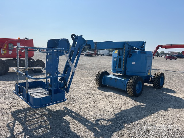 2015 Genie Z-34/22 (Inoperable) Articulating Boom Lift - Дигачка зглобна платформа: слика 4 2015 Genie Z-34/22 (Inoperable) Articulating Boom Lift - Дигачка зглобна платформа: слика 4