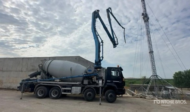 2016 Iveco Trakker 410 E6 2016 Cifa MK28.4 28 m on 8x4 28 ... Concrete Pump Truck - Камион со бетонска пумпа: слика 2 2016 Iveco Trakker 410 E6 2016 Cifa MK28.4 28 m on 8x4 28 ... Concrete Pump Truck - Камион со бетонска пумпа: слика 2