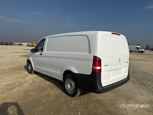 2016 Mercedes-Benz Vito Cargo Van - Камион сандучар: слика 3 2016 Mercedes-Benz Vito Cargo Van - Камион сандучар: слика 3