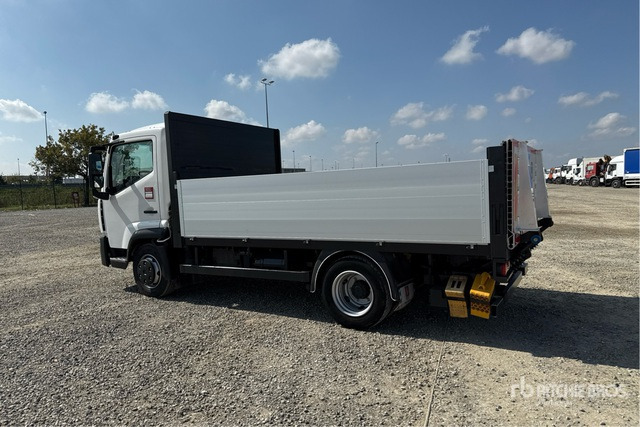 2016 Renault D75.180 4x2 Flatbed Truck - Камион со платформа: слика 1 2016 Renault D75.180 4x2 Flatbed Truck - Камион со платформа: слика 1