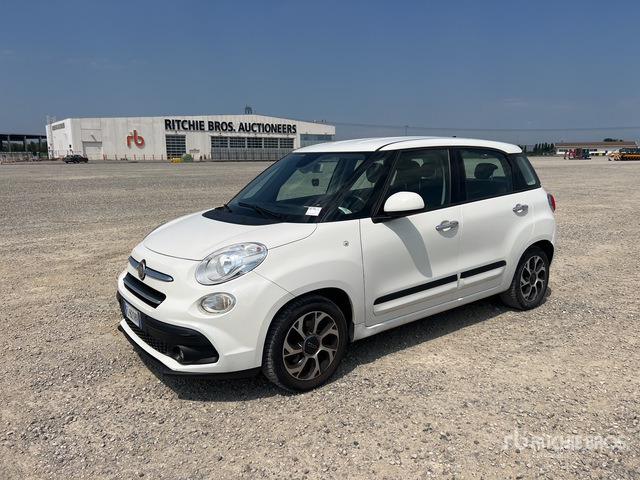 2017 Fiat 500L Automobile - Автомобил: слика 1 2017 Fiat 500L Automobile - Автомобил: слика 1