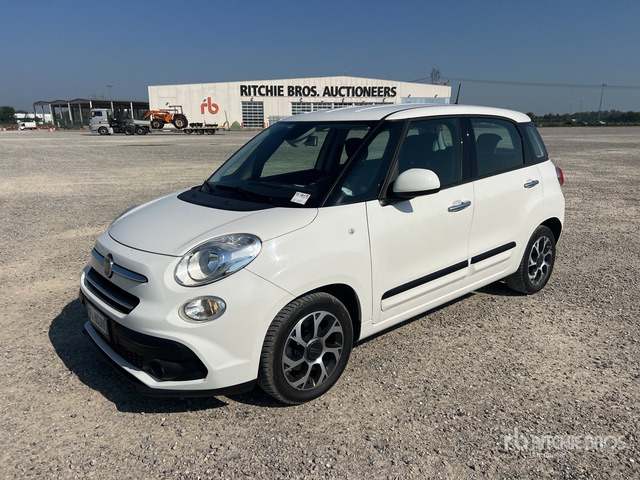 2017 Fiat 500L Automobile - Автомобил: слика 2 2017 Fiat 500L Automobile - Автомобил: слика 2