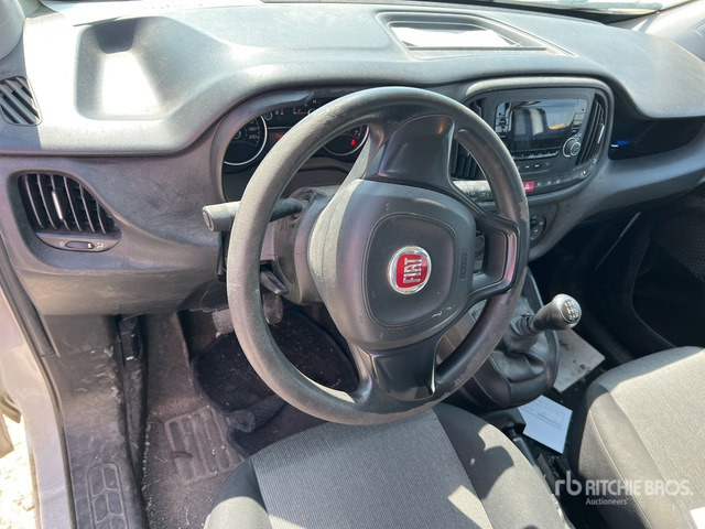 Товарно комбе 2018 Fiat Doblo COMBI 1.3 MJT 16V SX N1 Van Truck: слика 6