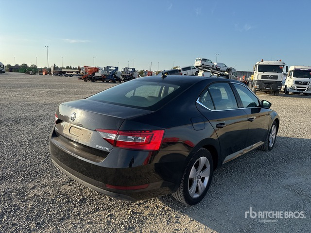2018 Skoda Superb Autovettura - Автомобил: слика 3 2018 Skoda Superb Autovettura - Автомобил: слика 3