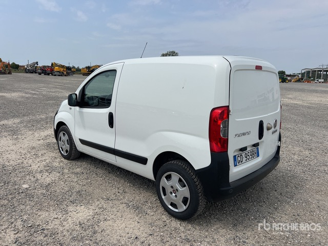 2020 Fiat Fiorino Autocarro furgonato - Мало комбе: слика 4 2020 Fiat Fiorino Autocarro furgonato - Мало комбе: слика 4