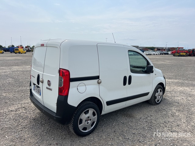 2020 Fiat Fiorino Autocarro furgonato - Мало комбе: слика 3 2020 Fiat Fiorino Autocarro furgonato - Мало комбе: слика 3
