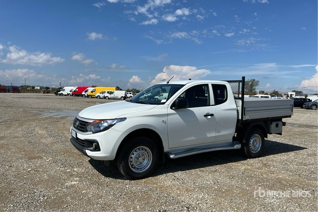 2020 Fiat Fullback 4x4 Extended Cab 2.4 154CV SX 4X4 Flatbed Truck - Комбе со отворен сандак: слика 3 2020 Fiat Fullback 4x4 Extended Cab 2.4 154CV SX 4X4 Flatbed Truck - Комбе со отворен сандак: слика 3