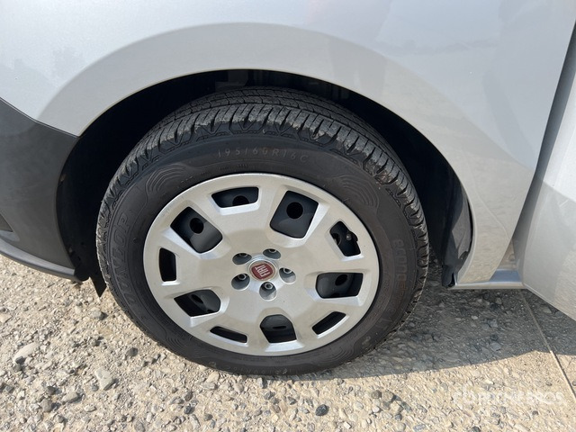 2021 Fiat Doblo CARGO CH1 LOUNGE 1.6 MJET 120CV ... Van Truck - Мало комбе: слика 5 2021 Fiat Doblo CARGO CH1 LOUNGE 1.6 MJET 120CV ... Van Truck - Мало комбе: слика 5