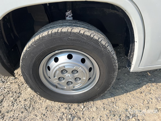 2021 Peugeot Boxer 333 L2H2 2.2 BLUEHDI 140CV S&S Van Truck - Мало комбе: слика 4 2021 Peugeot Boxer 333 L2H2 2.2 BLUEHDI 140CV S&S Van Truck - Мало комбе: слика 4