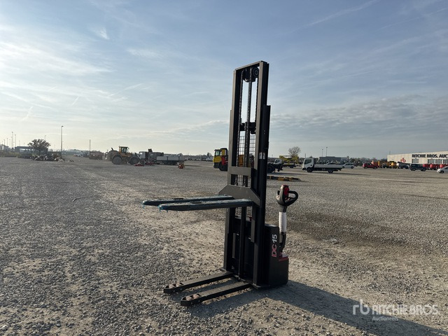 2024 Hezlift HEPT15-070E Order Picker - Вилушкар за подигање роба: слика 1 2024 Hezlift HEPT15-070E Order Picker - Вилушкар за подигање роба: слика 1