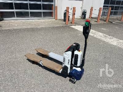 BOBCAT LPM15N Electric (Unused) - Вилушкар за палети: слика 2 BOBCAT LPM15N Electric (Unused) - Вилушкар за палети: слика 2