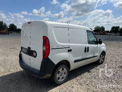 FIAT DOBLO - Камион сандучар: слика 3 FIAT DOBLO - Камион сандучар: слика 3