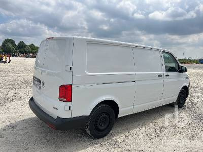 VOLKSWAGEN TRANSPORTER 4x4 2.0 TDI BlueMotion SCR 110k ... - Камион сандучар: слика 3 VOLKSWAGEN TRANSPORTER 4x4 2.0 TDI BlueMotion SCR 110k ... - Камион сандучар: слика 3