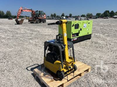 WACKER NEUSON DPU3060H - Вибрациска плоча: слика 2 WACKER NEUSON DPU3060H - Вибрациска плоча: слика 2