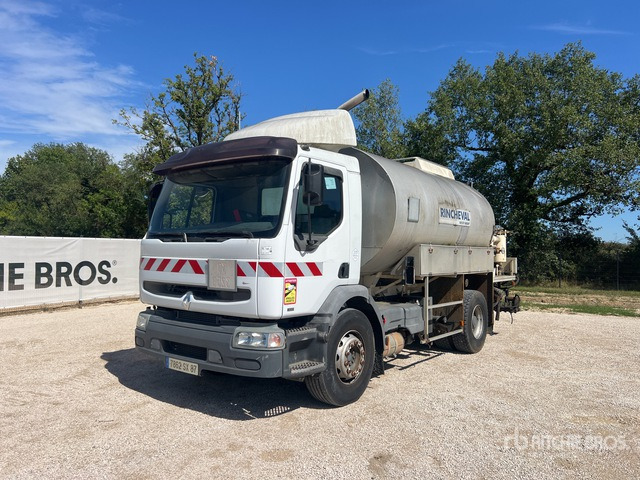 2000 Renault Premium 300 2000 Rincheval ECM 9500 L on 4x ... Asphalt Distributor Truck - Прскалка за битуменска емулзија: слика 1 2000 Renault Premium 300 2000 Rincheval ECM 9500 L on 4x ... Asphalt Distributor Truck - Прскалка за битуменска емулзија: слика 1