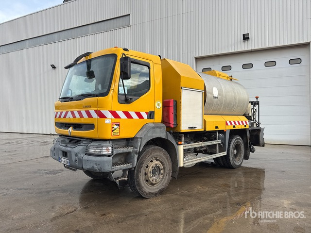 2001 Renault 2011 Acmar MSA 3200 L on 4x2 Re ... Asphalt Distributor Truck - Прскалка за битуменска емулзија: слика 1 2001 Renault 2011 Acmar MSA 3200 L on 4x2 Re ... Asphalt Distributor Truck - Прскалка за битуменска емулзија: слика 1