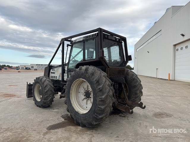2003 Valmet 8950HI 4x4 Tracteur Agricole 4WD Tractor - Трактор: слика 4 2003 Valmet 8950HI 4x4 Tracteur Agricole 4WD Tractor - Трактор: слика 4