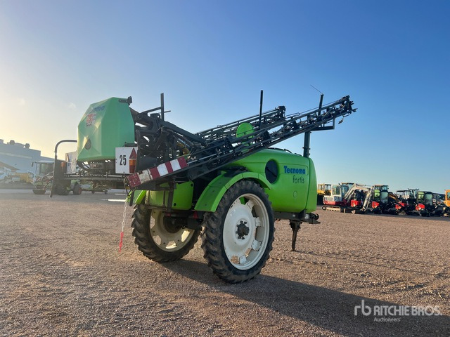 2004 Tecnoma Fortis 28 m S/A Pulverisateur Traine Pull-Type Sprayer - Стазен распрскувач: слика 3 2004 Tecnoma Fortis 28 m S/A Pulverisateur Traine Pull-Type Sprayer - Стазен распрскувач: слика 3