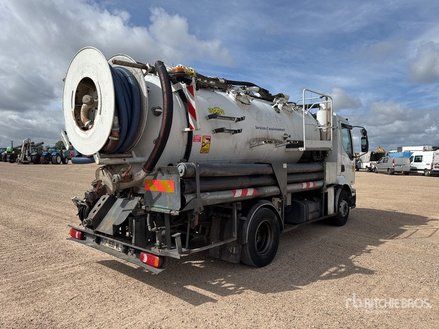 2005 Renault Midlum 220 dCi 2005 Rivard Cleanfos 16T on 4x2 ... Vacuum Excavator Truck - Вакуумски камион: слика 4 2005 Renault Midlum 220 dCi 2005 Rivard Cleanfos 16T on 4x2 ... Vacuum Excavator Truck - Вакуумски камион: слика 4