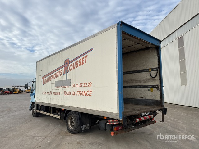 2005 Renault Midlum 220 dCi 4x2 Camion Fourgon Van Truck - Камион сандучар: слика 2 2005 Renault Midlum 220 dCi 4x2 Camion Fourgon Van Truck - Камион сандучар: слика 2