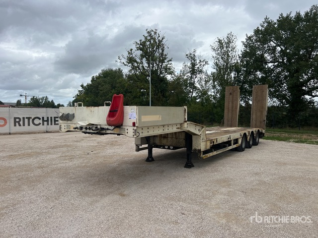 2006 Faymonville TL Tri/A Semi-Remorque Porte-Engin ... Lowboy Trailer - Полуприколка за низок утовар: слика 2 2006 Faymonville TL Tri/A Semi-Remorque Porte-Engin ... Lowboy Trailer - Полуприколка за низок утовар: слика 2
