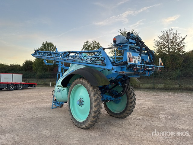 2008 Berthoud Tenor 35-37 28 m High Clearance Pulverisate ... Pull-Type Sprayer - Стазен распрскувач: слика 3 2008 Berthoud Tenor 35-37 28 m High Clearance Pulverisate ... Pull-Type Sprayer - Стазен распрскувач: слика 3