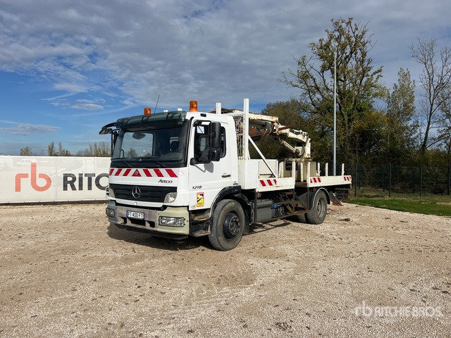 2008 Mercedes-Benz Atego 1218 2008 HEP Telecom20 on 4x2 Camio ... Digger Derrick Truck - Машина за бушење, Камион: слика 1 2008 Mercedes-Benz Atego 1218 2008 HEP Telecom20 on 4x2 Camio ... Digger Derrick Truck - Машина за бушење, Камион: слика 1