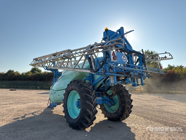 2009 Berthoud Tenor 55-60 DP Tronic 38 m High Clearance Pulverisate ... Pull-Type Sprayer - Стазен распрскувач: слика 3 2009 Berthoud Tenor 55-60 DP Tronic 38 m High Clearance Pulverisate ... Pull-Type Sprayer - Стазен распрскувач: слика 3