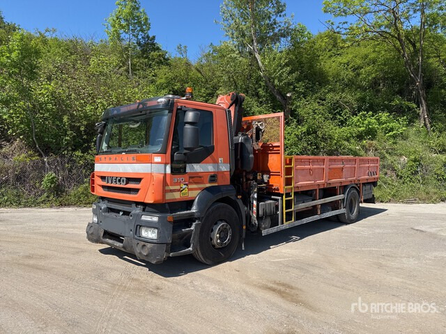 2009 Iveco Stralis 310 2009 Fassi F130A21 on 4x2 Camio ... Flatbed Truck with Crane - Мулчер/ Косилка за жива ограда: слика 1 2009 Iveco Stralis 310 2009 Fassi F130A21 on 4x2 Camio ... Flatbed Truck with Crane - Мулчер/ Косилка за жива ограда: слика 1