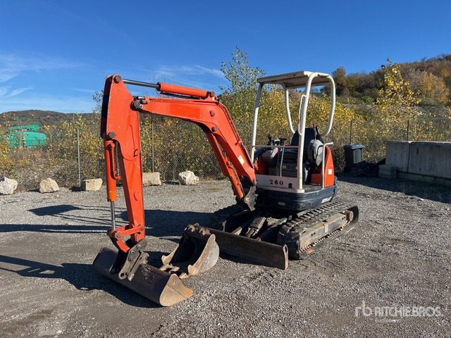 2010 Kubota U25-3 Mini-Pelle Mini Excavator: <6.6t - Мини багер: слика 1 2010 Kubota U25-3 Mini-Pelle Mini Excavator: <6.6t - Мини багер: слика 1