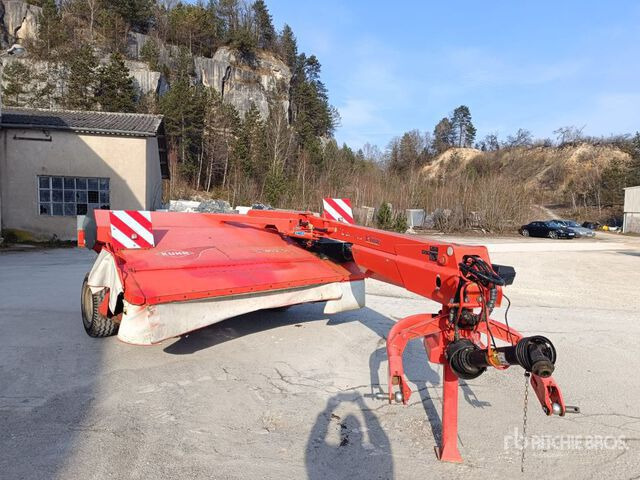 2011 Kuhn FC303GL 3000 mm Trailed Mower Conditioner - Косилка: слика 1 2011 Kuhn FC303GL 3000 mm Trailed Mower Conditioner - Косилка: слика 1