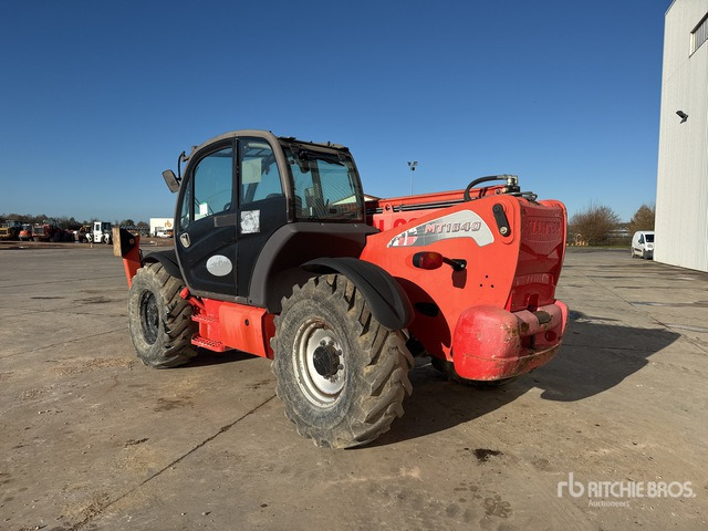 2011 Manitou 1840MT Chariot Telescopique Telehandler - Телескопски ракувач: слика 3 2011 Manitou 1840MT Chariot Telescopique Telehandler - Телескопски ракувач: слика 3