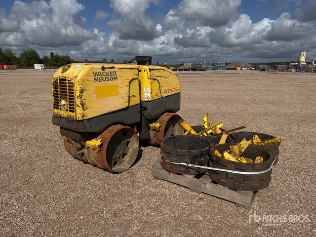 2012 Wacker RT82-SC2 Compacteur De Tranchee Pied De ... Trench Compactor - Мини ваљак: слика 2 2012 Wacker RT82-SC2 Compacteur De Tranchee Pied De ... Trench Compactor - Мини ваљак: слика 2