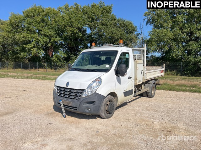 2013 Renault Master DCI125 Camion Benne (Inoperable) Dump Truck: Light Duty - Комби кипер: слика 2 2013 Renault Master DCI125 Camion Benne (Inoperable) Dump Truck: Light Duty - Комби кипер: слика 2