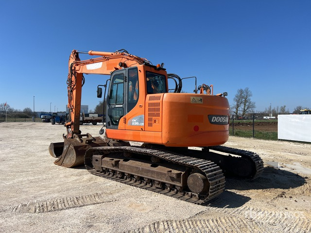 2014 Doosan DX235 LCR Pelle Sur Chenilles Tracked Excavator - Багер гасеничар: слика 3 2014 Doosan DX235 LCR Pelle Sur Chenilles Tracked Excavator - Багер гасеничар: слика 3