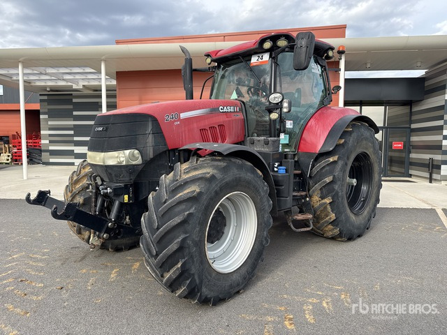 2015 Case IH Puma 240CVX 4x4 Tracteur Agricole 4WD Tractor - Трактор: слика 2 2015 Case IH Puma 240CVX 4x4 Tracteur Agricole 4WD Tractor - Трактор: слика 2