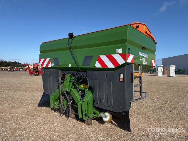 2017 Amazone ZA-TS 4200 54 m 3-Point 4200 L Epandeur A ... Fertilizer Spreader - Распрскувач на вештачко ѓубриво: слика 4 2017 Amazone ZA-TS 4200 54 m 3-Point 4200 L Epandeur A ... Fertilizer Spreader - Распрскувач на вештачко ѓубриво: слика 4