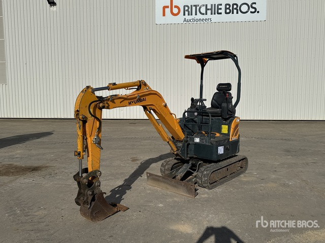 2017 Hyundai R17Z-9A Mini-Pelle Mini Excavator: <6.6t - Мини багер: слика 2 2017 Hyundai R17Z-9A Mini-Pelle Mini Excavator: <6.6t - Мини багер: слика 2