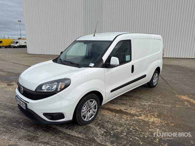 2021 Fiat Doblo Vehicule Utilitaire Cargo Van - Мало комбе: слика 2 2021 Fiat Doblo Vehicule Utilitaire Cargo Van - Мало комбе: слика 2