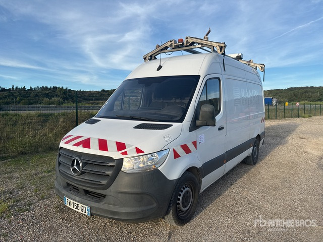 2021 Mercedes-Benz Sprinter 314 Vehicule Utilitaire Cargo Van - Товарно комбе: слика 2 2021 Mercedes-Benz Sprinter 314 Vehicule Utilitaire Cargo Van - Товарно комбе: слика 2