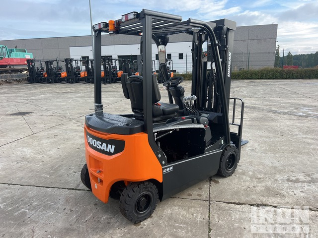 2023 Doosan B20X-7 PLUS 2000 kg Chariot Elevateur Elect ... Electric Forklift - Електричен вилушкар: слика 3 2023 Doosan B20X-7 PLUS 2000 kg Chariot Elevateur Elect ... Electric Forklift - Електричен вилушкар: слика 3