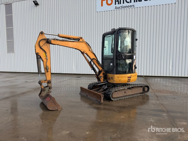 Case CX27B Mini Excavator: <6.6t - Мини багер: слика 1 Case CX27B Mini Excavator: <6.6t - Мини багер: слика 1