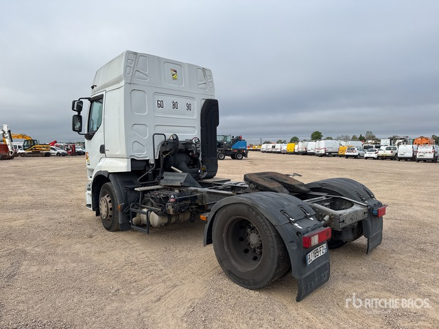2006 Renault Premium 440 DXi 4x2 Tracteur Routier Cabine Cou ... S/A Sleeper Truck Tractor - Камион влекач: слика 4 2006 Renault Premium 440 DXi 4x2 Tracteur Routier Cabine Cou ... S/A Sleeper Truck Tractor - Камион влекач: слика 4